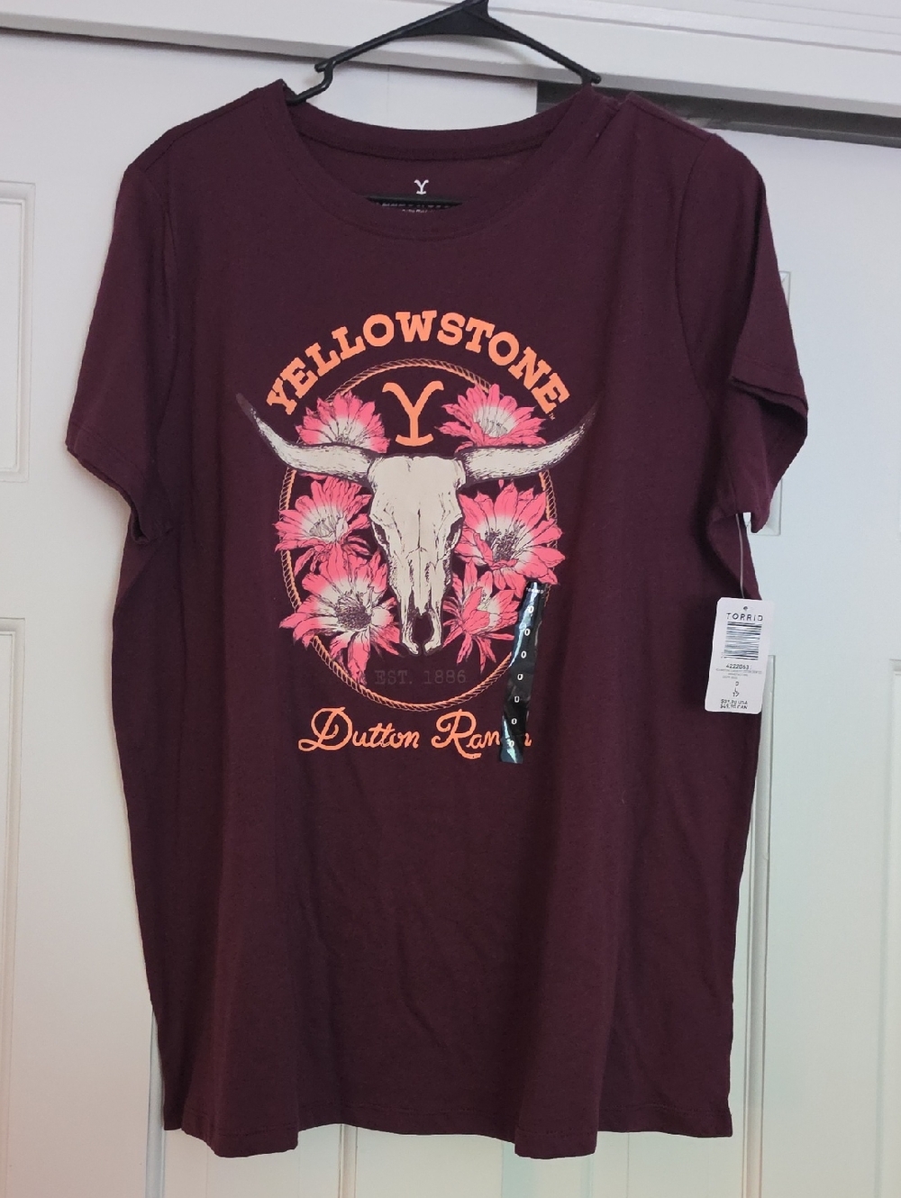 torrid Maroon Yellowstone Graphic Tee with Pink & Cream Skull Floral Print